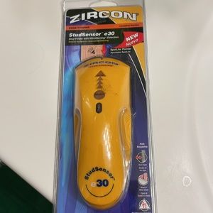 New! ZIRCON e30 6.03”.L x 2.39”.W Studsensor 3/4”